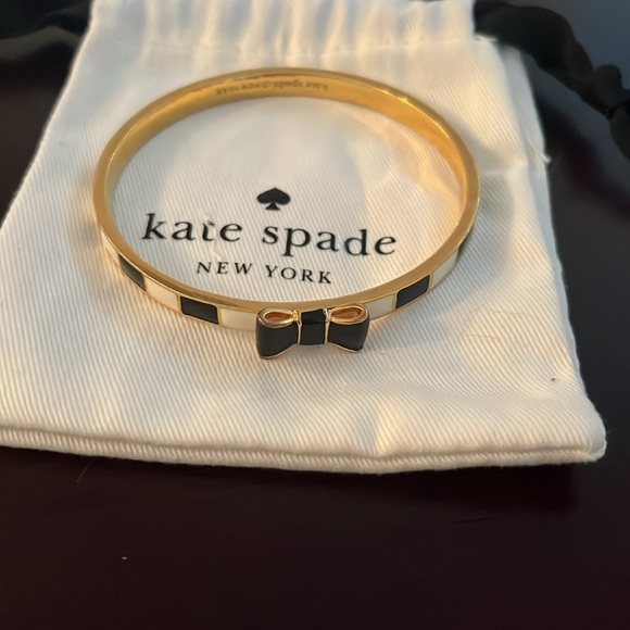 kate spade Jewelry - Kate Spade Bangle